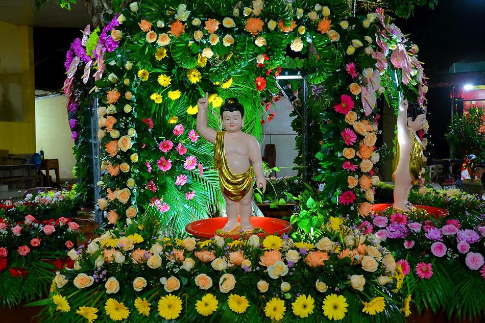 2 KHÔNG GIAN TẮM PHẬT 2 KHÔNG GIAN TẮM PHẬT