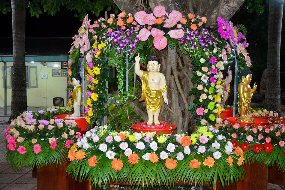 2 KHÔNG GIAN TẮM PHẬT 2 KHÔNG GIAN TẮM PHẬT