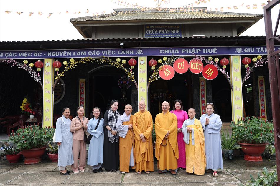 7 CHÙA PHÁP HUỆ 7 CHÙA PHÁP HUỆ