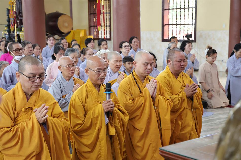 2 CHÙA THIÊN CHÂU 2 CHÙA THIÊN CHÂU