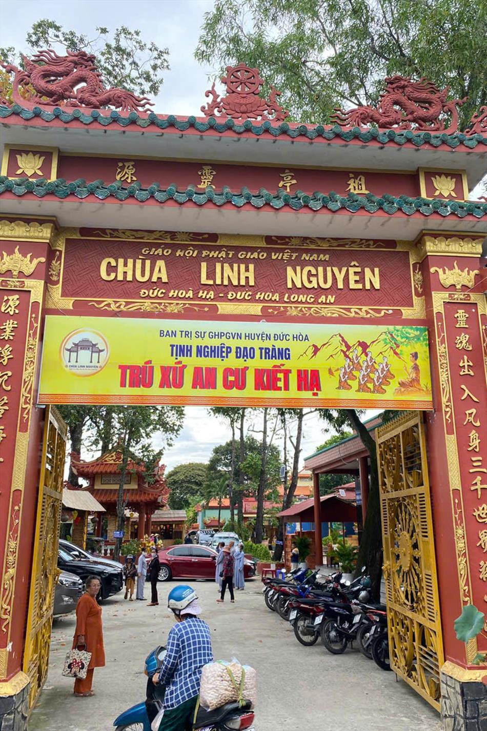 4 CHÙA LINH NGUYÊN 4 CHÙA LINH NGUYÊN