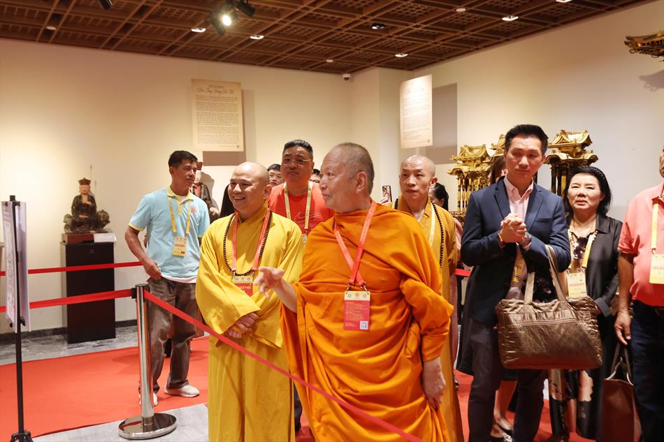2 THAM QUAN BẢO TÀNG SUN WORD 2 THAM QUAN BẢO TÀNG SUN WORD