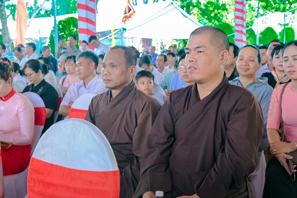TRANG NGHIÊM LỄ CÚNG TRANG NGHIÊM LỄ CÚNG