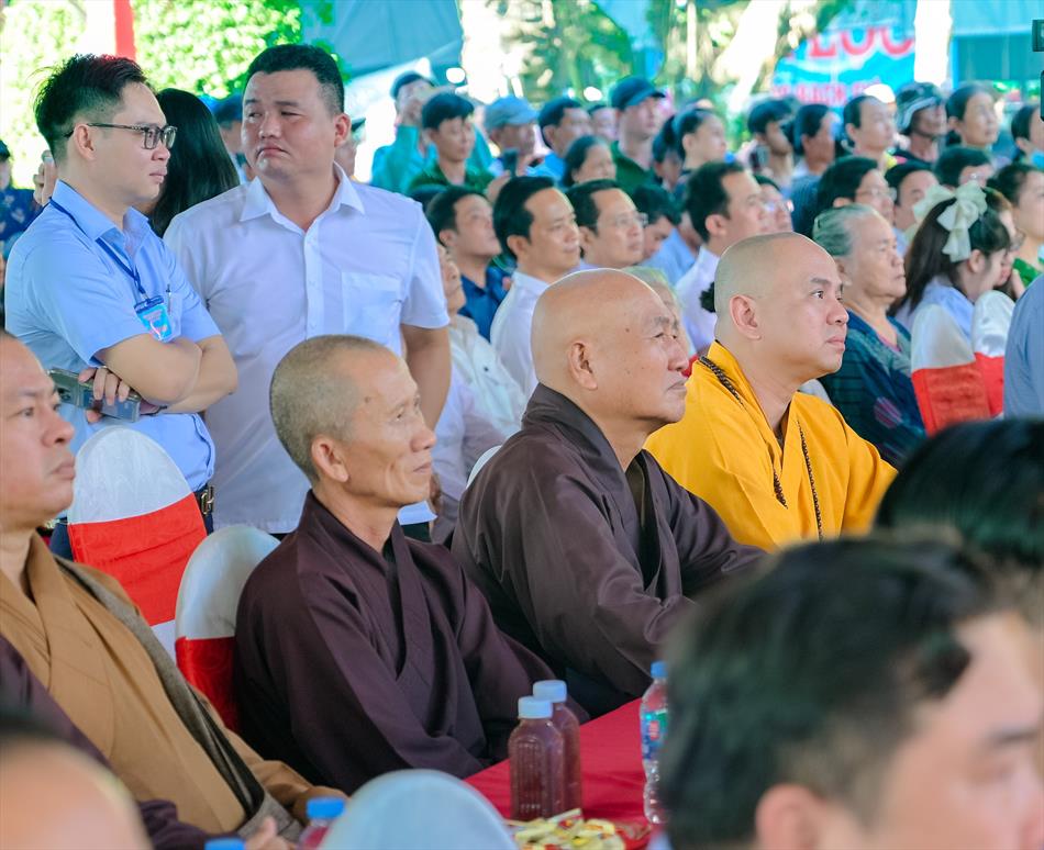 TRANG NGHIÊM LỄ CÚNG TRANG NGHIÊM LỄ CÚNG