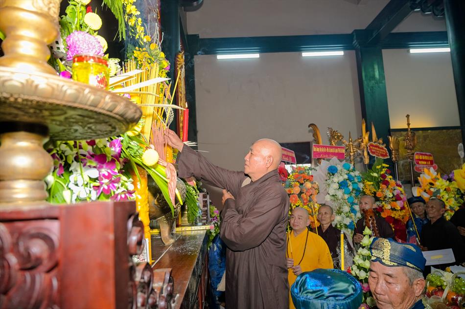 TRANG NGHIÊM LỄ CÚNG TRANG NGHIÊM LỄ CÚNG