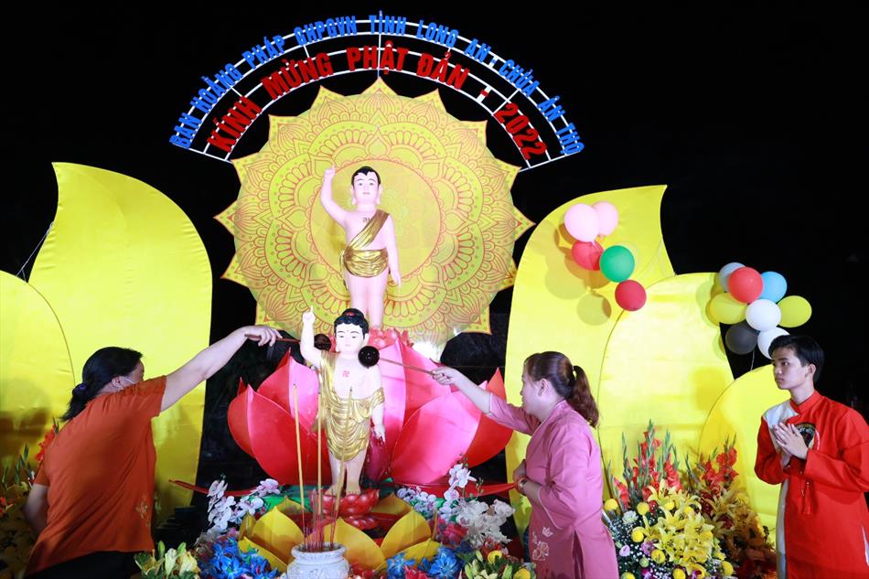 Đại Lễ Hoa Đăng Phật Đản 2022 Chùa Ân Thọ