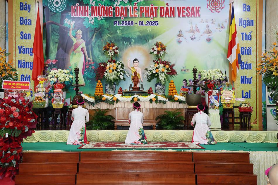 1 ĐẠI LỄ TRANG NGHIÊM 1 ĐẠI LỄ TRANG NGHIÊM