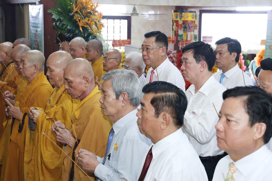 1 ĐẠI LỄ TRANG NGHIÊM 1 ĐẠI LỄ TRANG NGHIÊM
