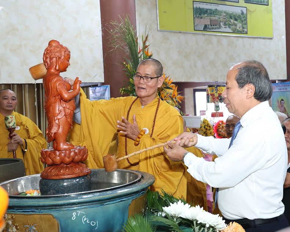 1 ĐẠI LỄ TRANG NGHIÊM 1 ĐẠI LỄ TRANG NGHIÊM