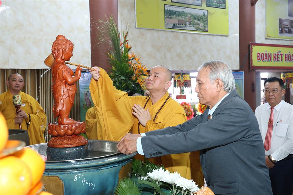 1 ĐẠI LỄ TRANG NGHIÊM 1 ĐẠI LỄ TRANG NGHIÊM
