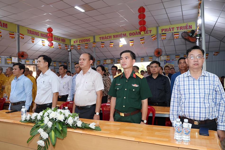1 BUỔI LỄ DIỄN RA TRANG NGHIÊM THANH TỊNH 1 BUỔI LỄ DIỄN RA TRANG NGHIÊM THANH TỊNH
