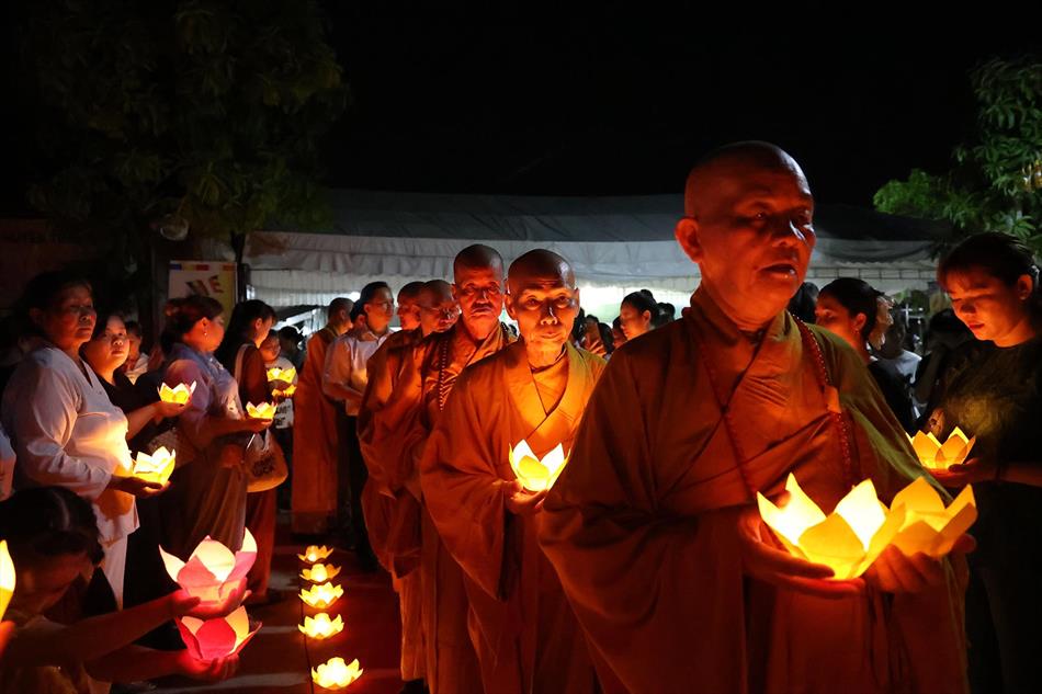 5 HOA ĐĂNG LUNG LINH 5 HOA ĐĂNG LUNG LINH