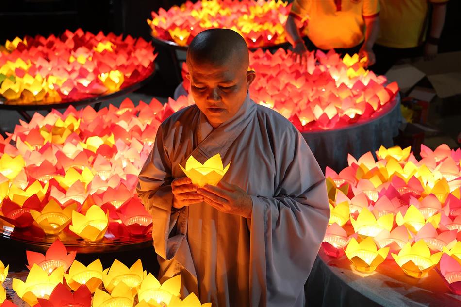 5 HOA ĐĂNG LUNG LINH 5 HOA ĐĂNG LUNG LINH