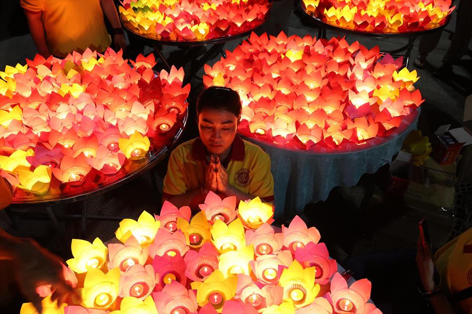 5 HOA ĐĂNG LUNG LINH 5 HOA ĐĂNG LUNG LINH