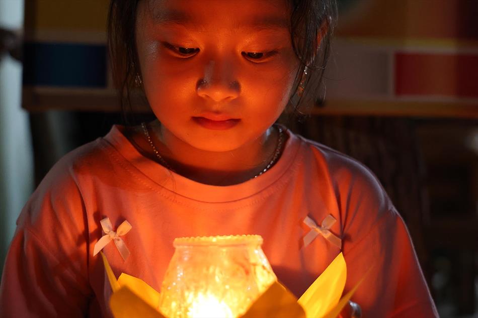 5 HOA ĐĂNG LUNG LINH 5 HOA ĐĂNG LUNG LINH