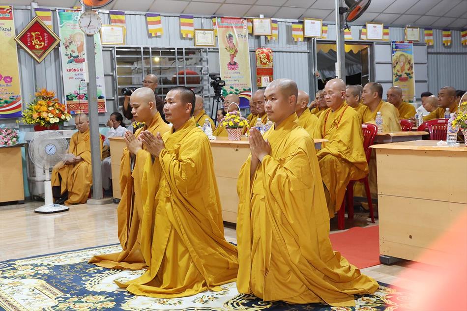 2 BỔ NHIỆM CHO HT THÍCH MINH THIỆN TRỤ TRÌ CHÙA PHỔ MINH 2 BỔ NHIỆM CHO HT THÍCH MINH THIỆN TRỤ TRÌ CHÙA PHỔ MINH