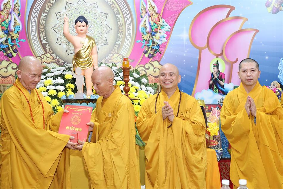 2 BỔ NHIỆM CHO HT THÍCH MINH THIỆN TRỤ TRÌ CHÙA PHỔ MINH 2 BỔ NHIỆM CHO HT THÍCH MINH THIỆN TRỤ TRÌ CHÙA PHỔ MINH