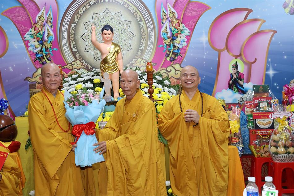 2 BỔ NHIỆM CHO HT THÍCH MINH THIỆN TRỤ TRÌ CHÙA PHỔ MINH 2 BỔ NHIỆM CHO HT THÍCH MINH THIỆN TRỤ TRÌ CHÙA PHỔ MINH