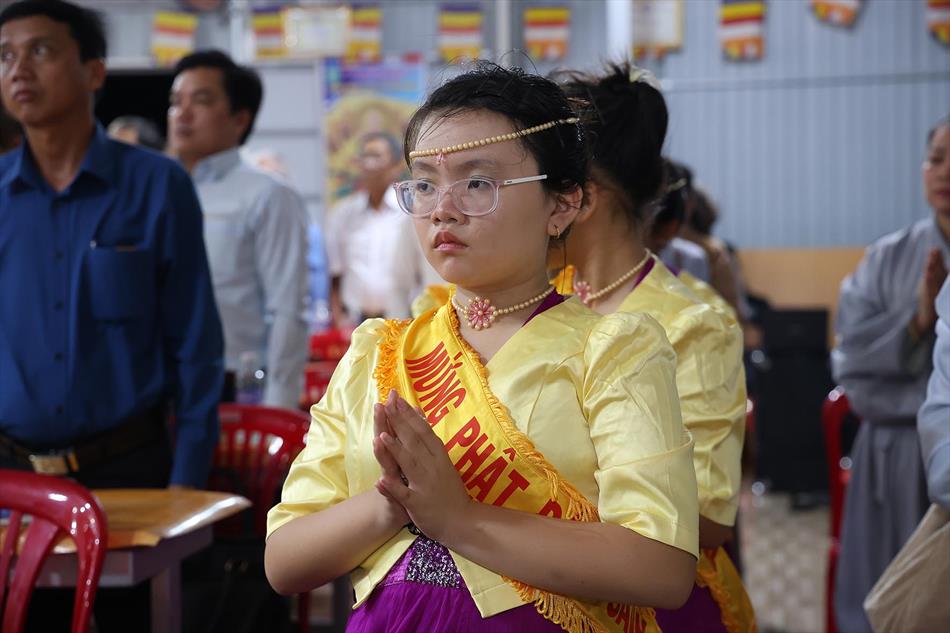 4 NGHI THỨC PHẬT ĐẢN TRANG NGHIÊM 4 NGHI THỨC PHẬT ĐẢN TRANG NGHIÊM