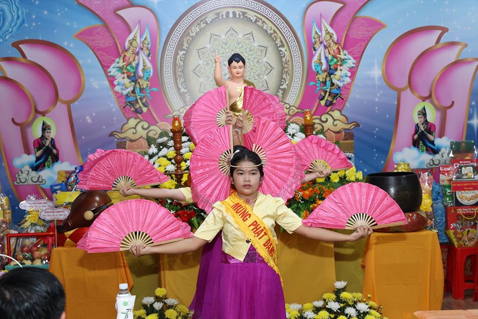 4 VĂN NGHỆ CÚNG DƯỜNG 4 VĂN NGHỆ CÚNG DƯỜNG