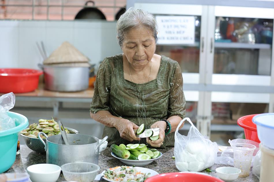 13 CHUẨN BỊ CHỢ BÁNH 13 CHUẨN BỊ CHỢ BÁNH