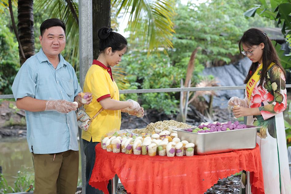 13 CHUẨN BỊ CHỢ BÁNH 13 CHUẨN BỊ CHỢ BÁNH