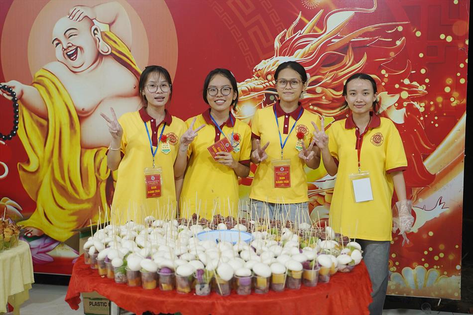 13 CHUẨN BỊ CHỢ BÁNH 13 CHUẨN BỊ CHỢ BÁNH