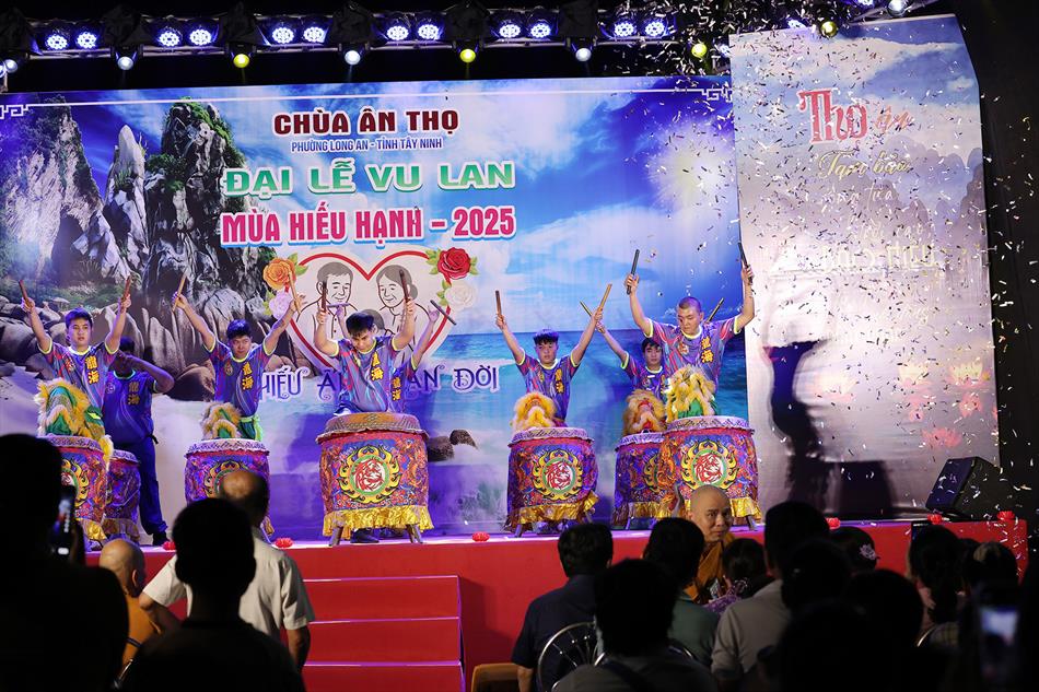 5 CLB LÂN LONG HẢI 5 CLB LÂN LONG HẢI