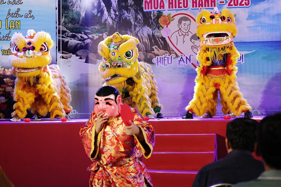 5 CLB LÂN LONG HẢI 5 CLB LÂN LONG HẢI