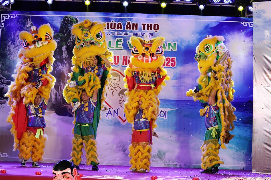 5 CLB LÂN LONG HẢI 5 CLB LÂN LONG HẢI