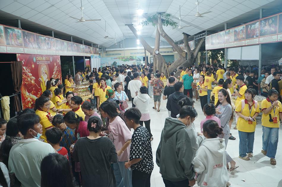 12 KHAI MẠC CHỢ BÁNH 12 KHAI MẠC CHỢ BÁNH