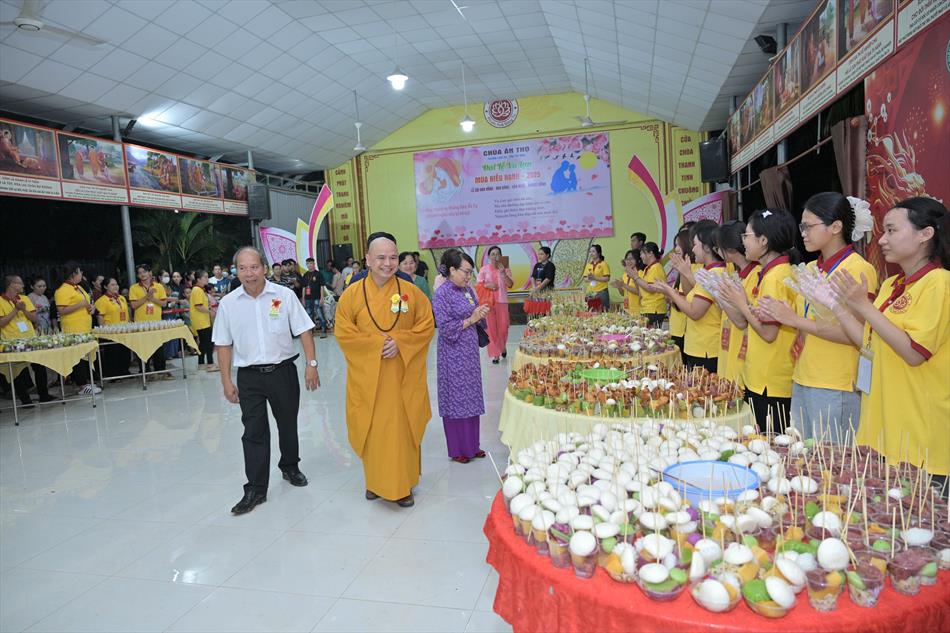 12 KHAI MẠC CHỢ BÁNH 12 KHAI MẠC CHỢ BÁNH