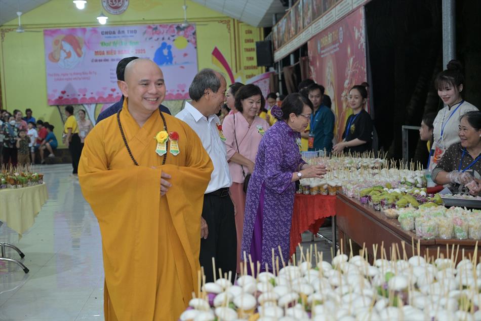 12 KHAI MẠC CHỢ BÁNH 12 KHAI MẠC CHỢ BÁNH