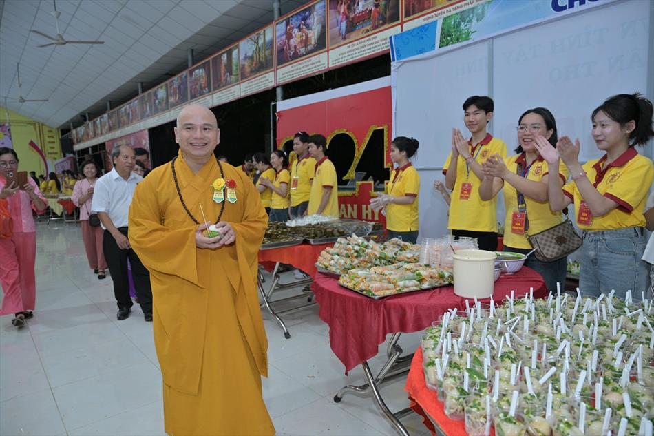 12 KHAI MẠC CHỢ BÁNH 12 KHAI MẠC CHỢ BÁNH