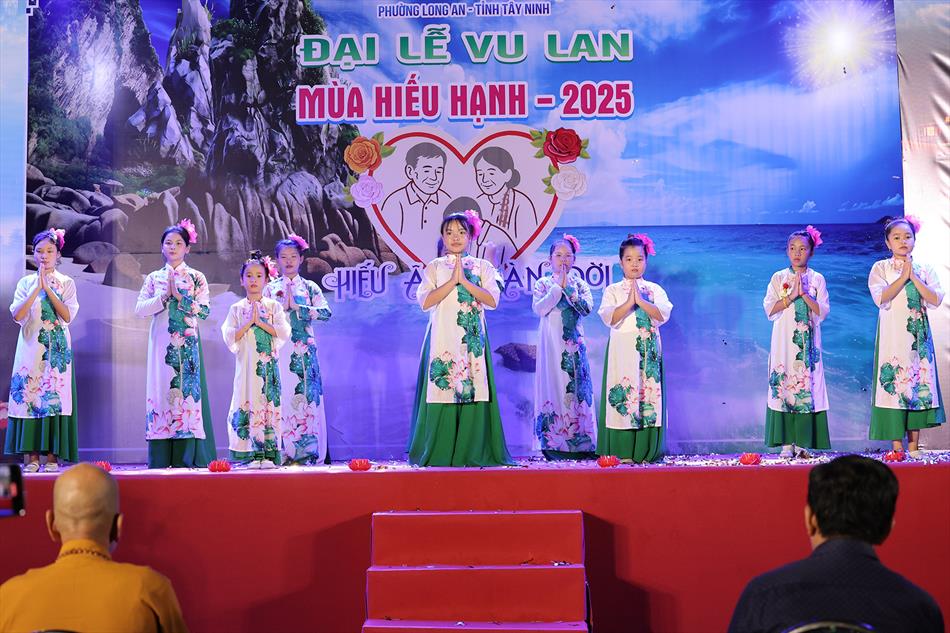 7 CLB BÚP BÊ XINH 7 CLB BÚP BÊ XINH