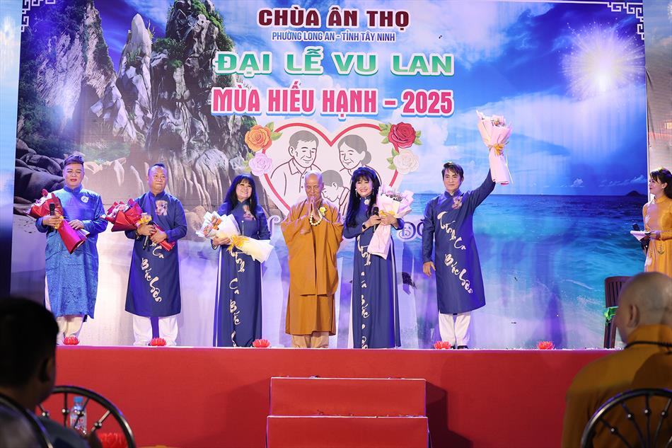 9 CÁC TIẾT MỤC CỦA ĐOÀN TÌNH CA BẮC SƠN 9 CÁC TIẾT MỤC CỦA ĐOÀN TÌNH CA BẮC SƠN
