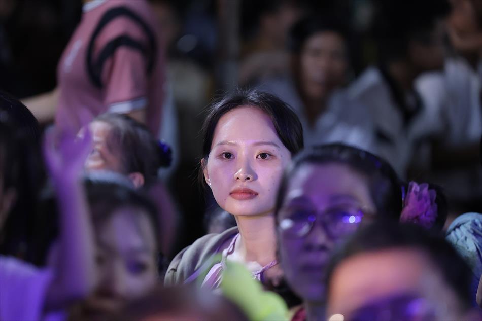 11 HỘI CHÚNG BUỔI LỄ 11 HỘI CHÚNG BUỔI LỄ