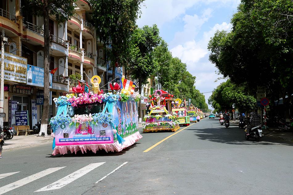 3 XE HOA NGÀY RẰM 3 XE HOA NGÀY RẰM