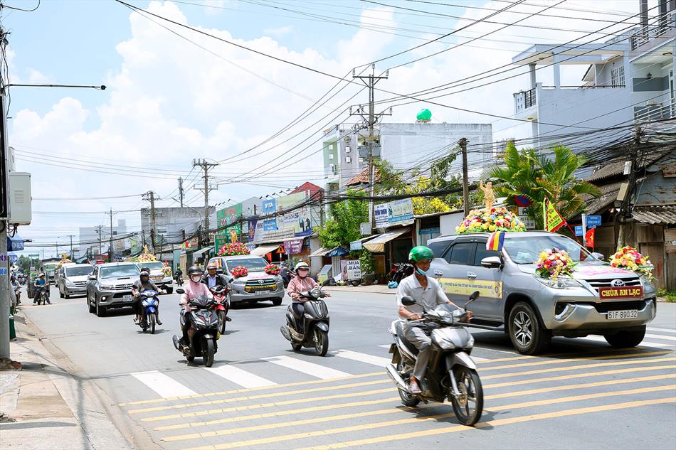 3 XE HOA NGÀY RẰM 3 XE HOA NGÀY RẰM
