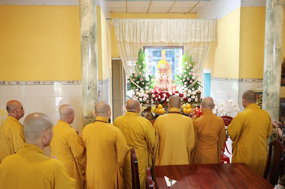 3 TƯỞNG NIỆM CỐ HOÀ THƯỢNG THÍCH QUẢNG DƯ 3 TƯỞNG NIỆM CỐ HOÀ THƯỢNG THÍCH QUẢNG DƯ