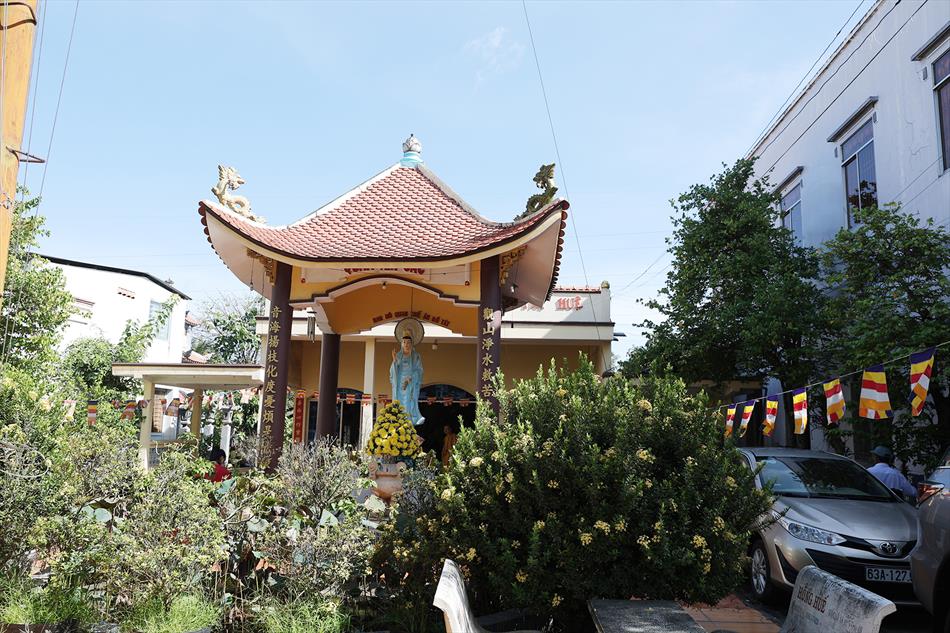 1 KHOÁ LỄ TỤNG KINH 1 KHOÁ LỄ TỤNG KINH