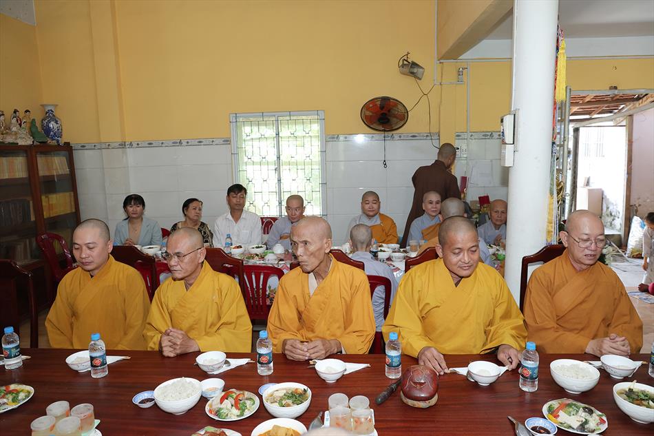 4 VU LAN BÁO HIẾU 4 VU LAN BÁO HIẾU
