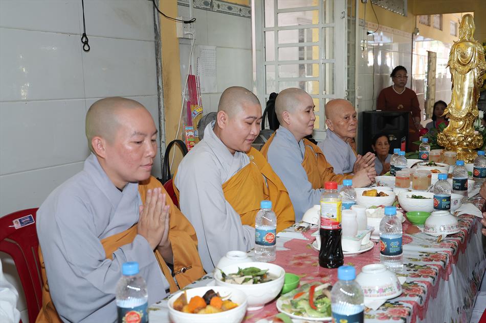 4 VU LAN BÁO HIẾU 4 VU LAN BÁO HIẾU