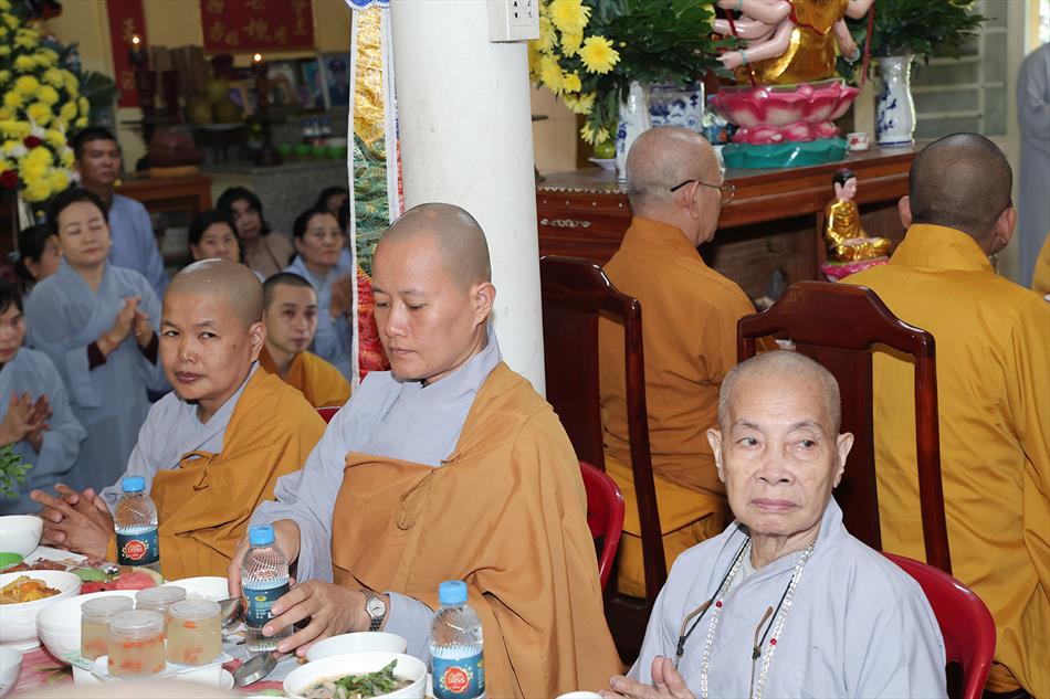 4 VU LAN BÁO HIẾU 4 VU LAN BÁO HIẾU