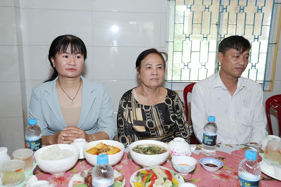 4 VU LAN BÁO HIẾU 4 VU LAN BÁO HIẾU