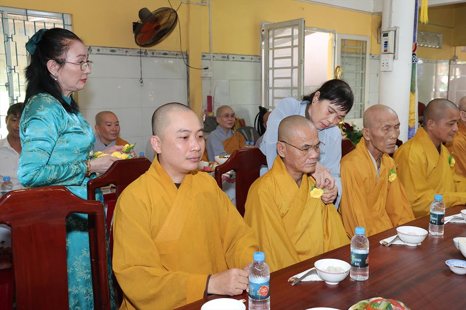 4 VU LAN BÁO HIẾU 4 VU LAN BÁO HIẾU