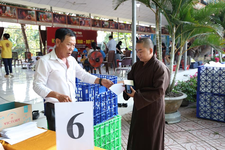 CÙNG CHUNG NGHĨA CỬ CAO ĐẸP CÙNG CHUNG NGHĨA CỬ CAO ĐẸP