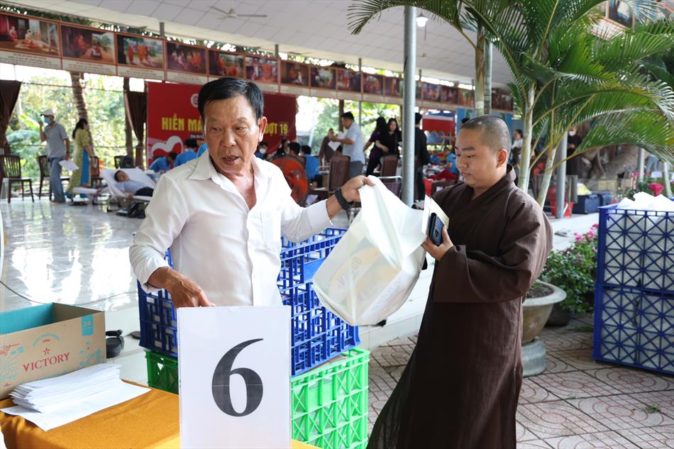 CÙNG CHUNG NGHĨA CỬ CAO ĐẸP CÙNG CHUNG NGHĨA CỬ CAO ĐẸP