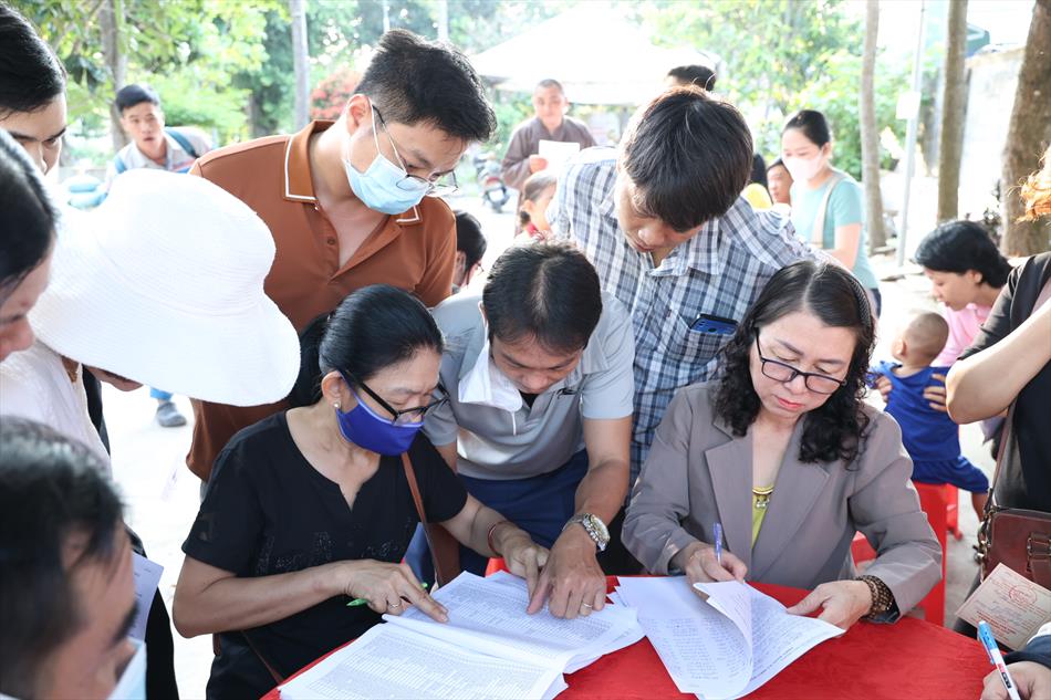 CÙNG CHUNG NGHĨA CỬ CAO ĐẸP CÙNG CHUNG NGHĨA CỬ CAO ĐẸP