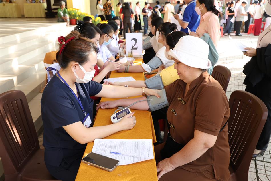 CÙNG CHUNG NGHĨA CỬ CAO ĐẸP CÙNG CHUNG NGHĨA CỬ CAO ĐẸP